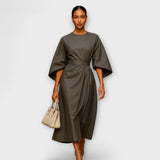 Sara - Robe élégante avec manches