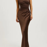 Elara | Robe de Soirée Asymétrique en Satin