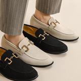 Elias | Mocassins pour hommes en daim avec un détail métallique chic